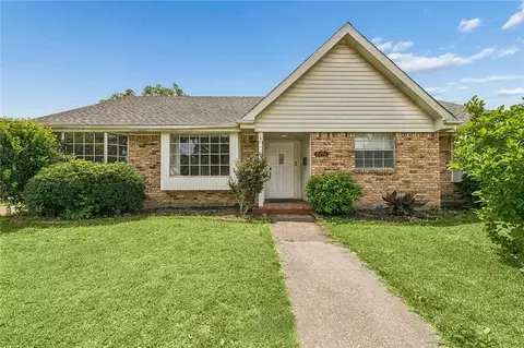 5751 Carlisle Ct, New Orleans, LA 70131