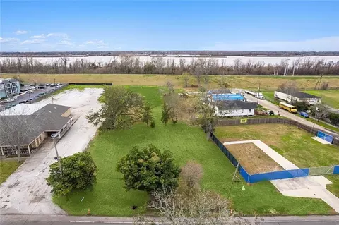 11204 Jefferson Hwy, New Orleans, LA 70123