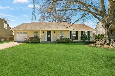 504 Oak Allee Dr, Laplace, LA 70068