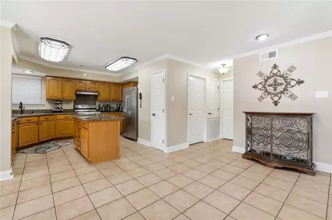 Entry Way - 604 Terri Dr, Luling, LA 70070 photo 2 of 4