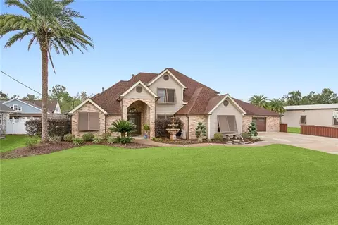 Exterior - 604 Terri Dr, Luling, LA 70070 photo 3 of 8