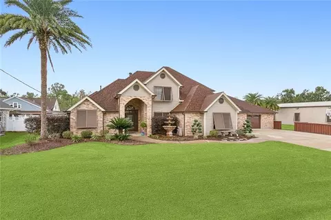Exterior - 604 Terri Dr, Luling, LA 70070 photo 3 of 7