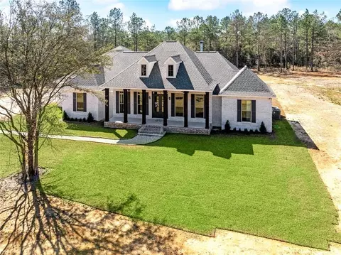 Exterior - 184 Warrior Trce, Covington, LA 70435 photo 2 of 11