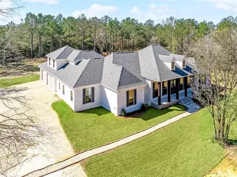 Exterior - 184 Warrior Trce, Covington, LA 70435 photo 3 of 11