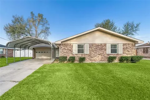 214 Coronado Dr, Luling, LA 70070