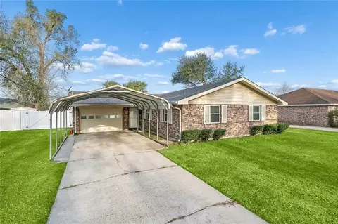 Exterior - 214 Coronado Dr, Luling, LA 70070 photo 2 of 3