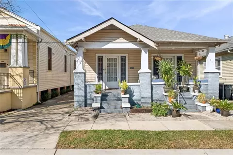 411 S 13 S Hennessey St, New Orleans, LA 70119