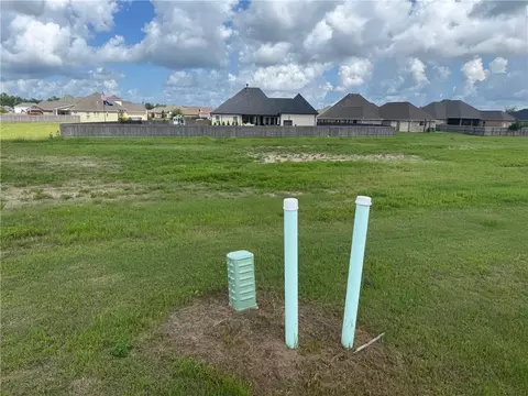 332 Sophia Dr, Luling, LA 70070 photo 3