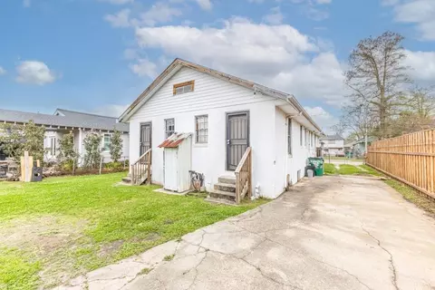 Exterior - 142 Rencopas Ct, Jefferson, LA 70121 photo 4 of 7