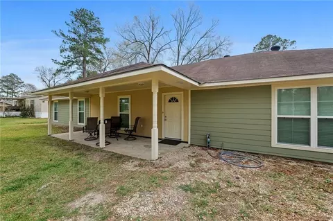 29247 S Palmetto St, Walker, LA 70785