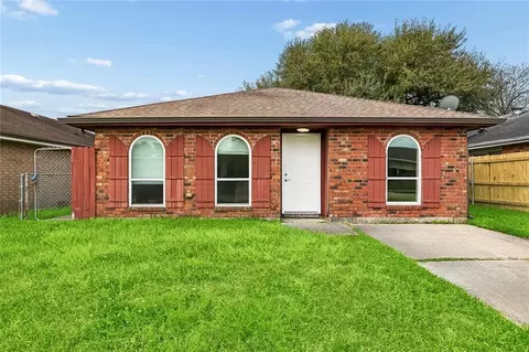 7538 Forum Blvd, New Orleans, LA 70128