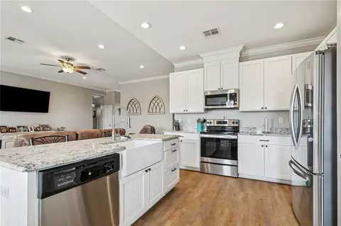 Kitchen - 19440 Deerfield Loop, Loranger, LA 70446 photo 2 of 2