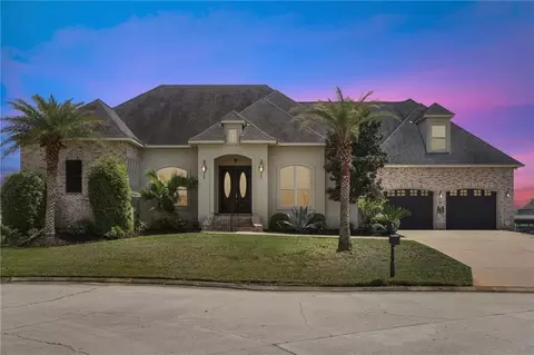 508 Logan Island Ct, Slidell, LA 70458