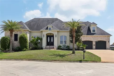 508 Logan Island Ct, Slidell, LA 70458