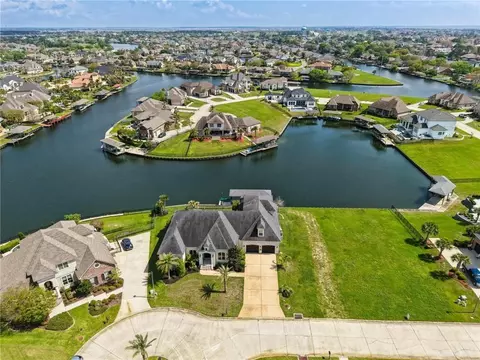 508 Logan Island Ct, Slidell, LA 70458