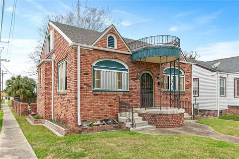 3100 New Orleans St, New Orleans, LA 70122