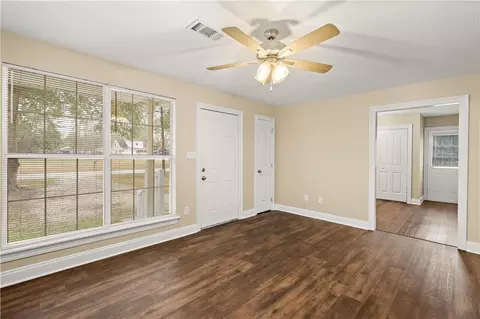 Living - 312 34 Ave, Covington, LA 70433 photo 1 of 1