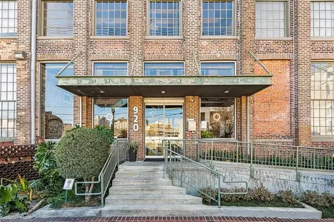 920 Poeyfarre St #225, New Orleans, LA 70130