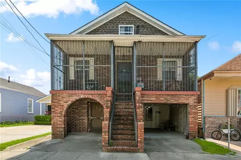 712-714 General Taylor St, New Orleans, LA 70115