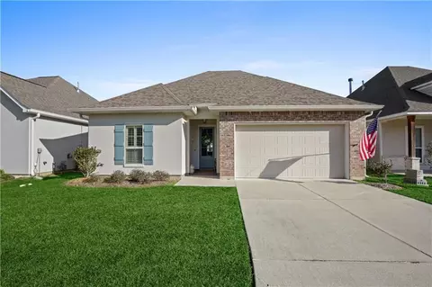 4049 Monarch Ln, Covington, LA 70433