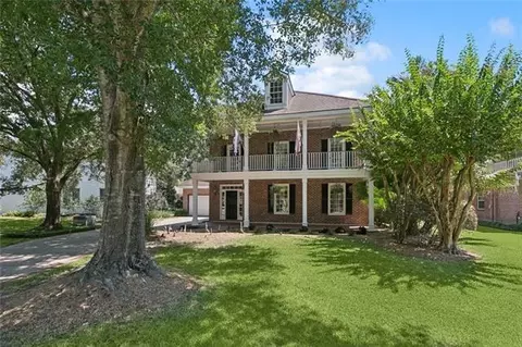 4 Muirfield Pl, New Orleans, LA 70131
