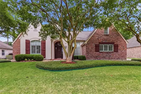 36 Woodstone Dr, Mandeville, LA 70448