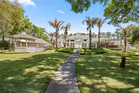 Exterior - 17239 Three Rivers Rd, Covington, LA 70435 photo 14 of 16