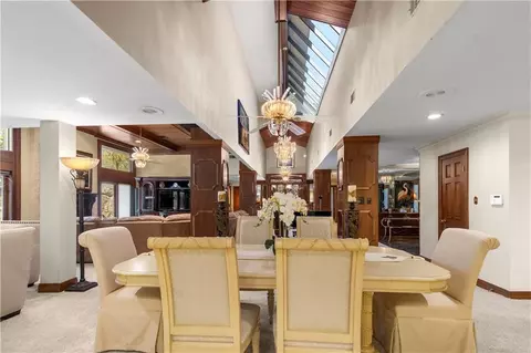 Dining - 17239 Three Rivers Rd, Covington, LA 70435 photo 2 of 3