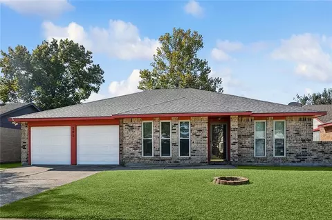 205 Hollow Rock Ct, Slidell, LA 70461