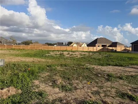 329 Sophia Dr, Luling, LA 70070 photo 2
