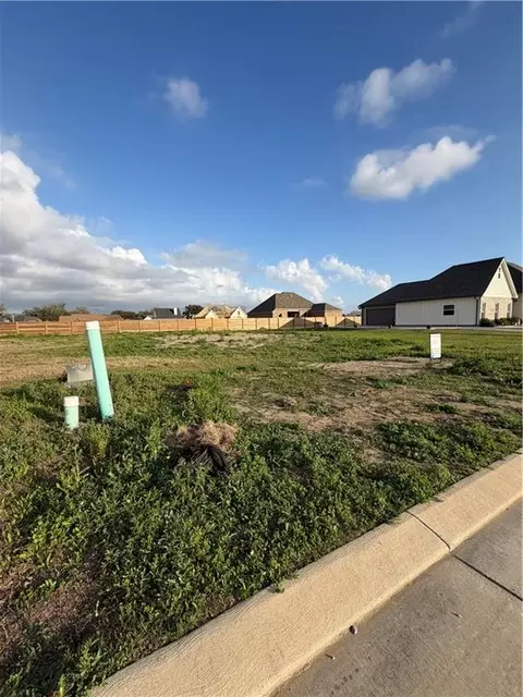 329 Sophia Dr, Luling, LA 70070 photo 5