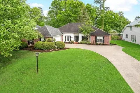 1242 Clearwater Dr, Mandeville, LA 70471