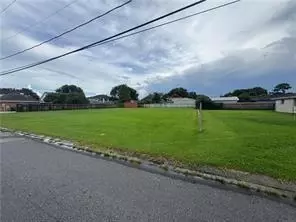 Josephine Street, Chalmette, LA 70043