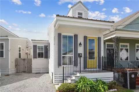2016 Governor Nicholls St, New Orleans, LA 70116