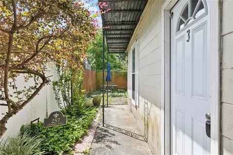 257 Cherokee St #3, New Orleans, LA 70118