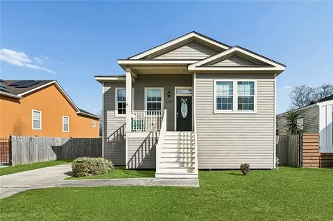 2323 Mendez St, New Orleans, LA 70122