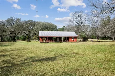 42291 Seal Rd, Franklinton, LA 70438