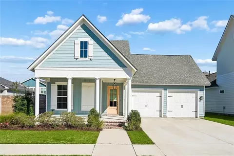 2373 Bradbury Pl, Covington, LA 70433