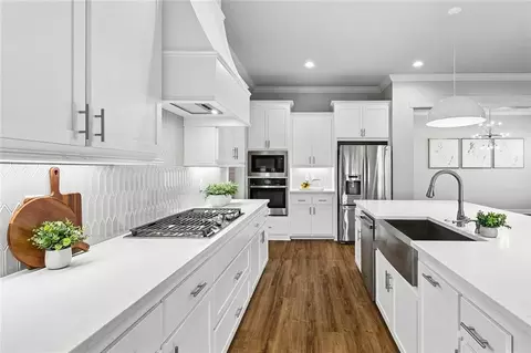 Kitchen - 2373 Bradbury Pl, Covington, LA 70433 photo 1 of 5