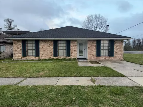 2001 Webster St, Meraux, LA 70075