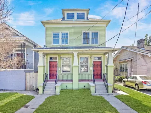 7816 S 18 S Claiborne Ave, New Orleans, LA 70125