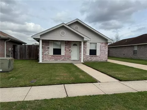 4021 Regina Coeli Ct, Marrero, LA 70072