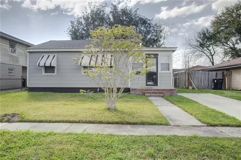 1121 Southlawn Blvd, New Orleans, LA 70114