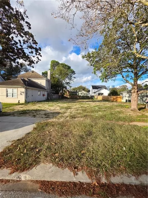 3113 40th St, Metairie, LA 70001