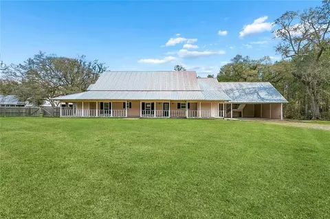23312 Bloodriver Rd, Springfield, LA 70462