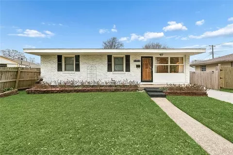 6208 Cummins St, Metairie, LA 70003