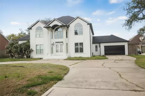 120 Oak Manor Ln, Saint Rose, LA 70087