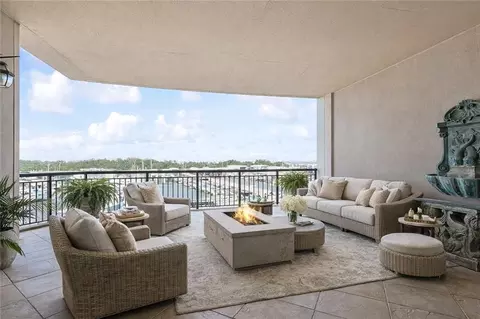 232 Lake Marina Ave #5D, New Orleans, LA 70124