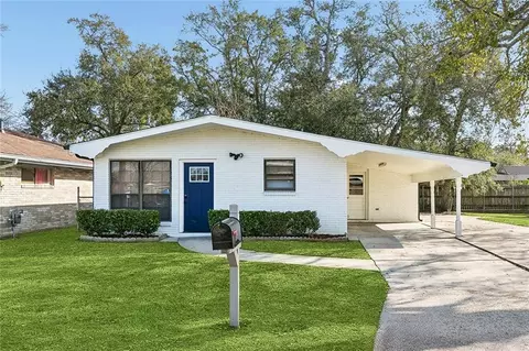 2628 Cardinal Dr, Marrero, LA 70072