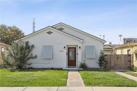 1214 Feliciana St, New Orleans, LA 70117